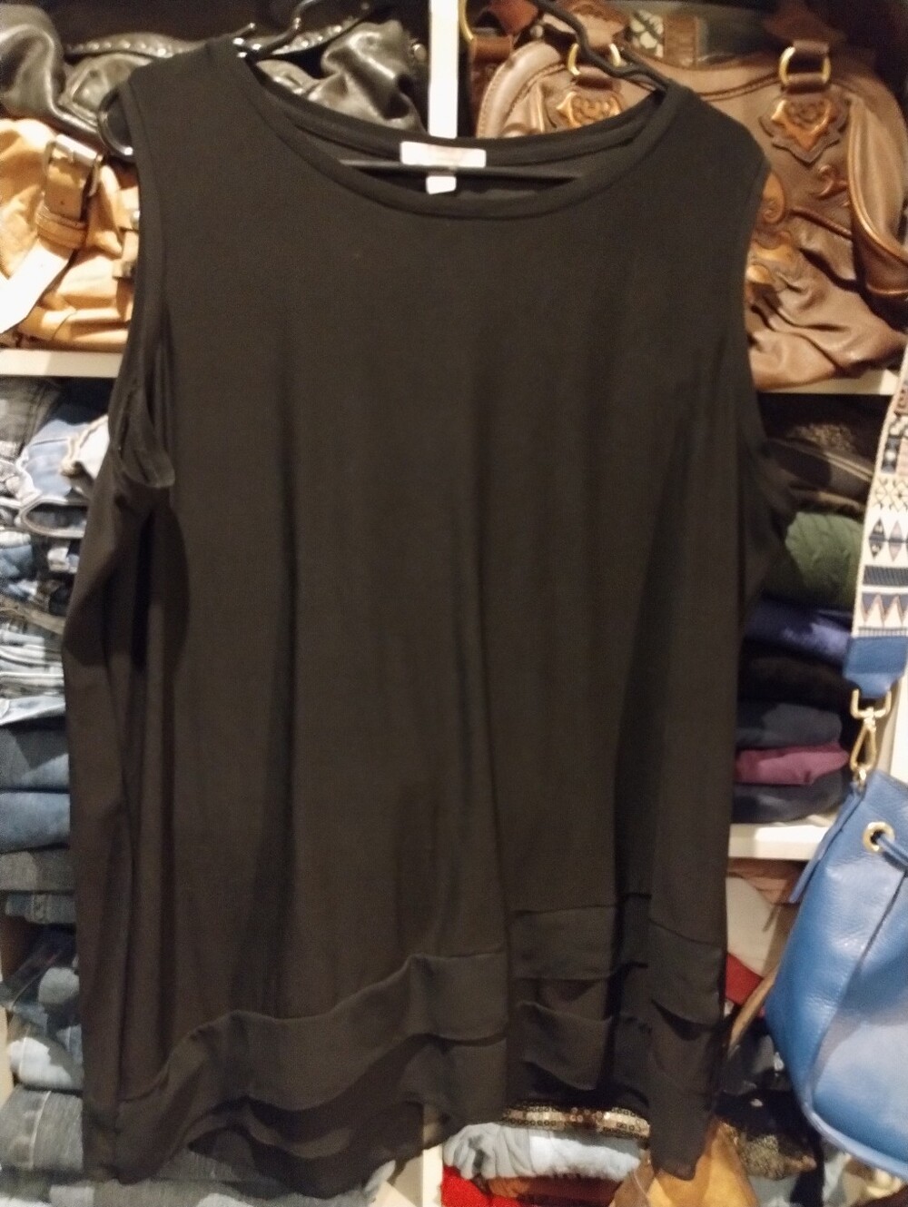 Dress Barn 1X Black Sleeveless Top